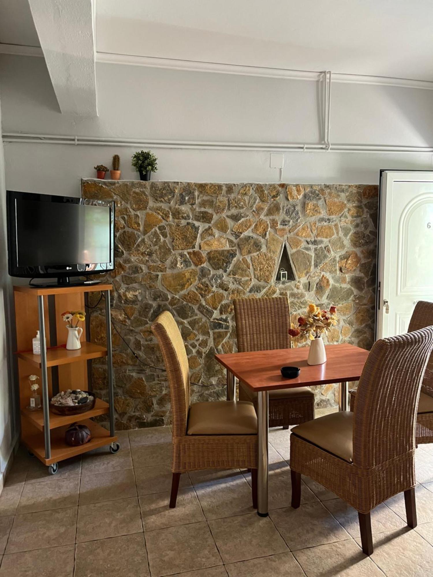 Litsa Apartment Plomari Luaran gambar